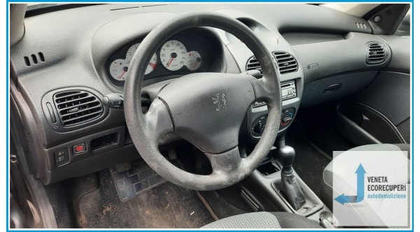 PEUGEOT 206  del 2005 parti usate e ricambi - Tipo Motore HFX