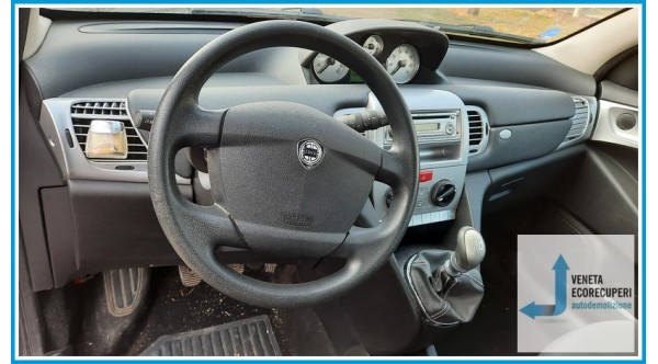 LANCIA YPSILON TE del 2007 parti usate e ricambi