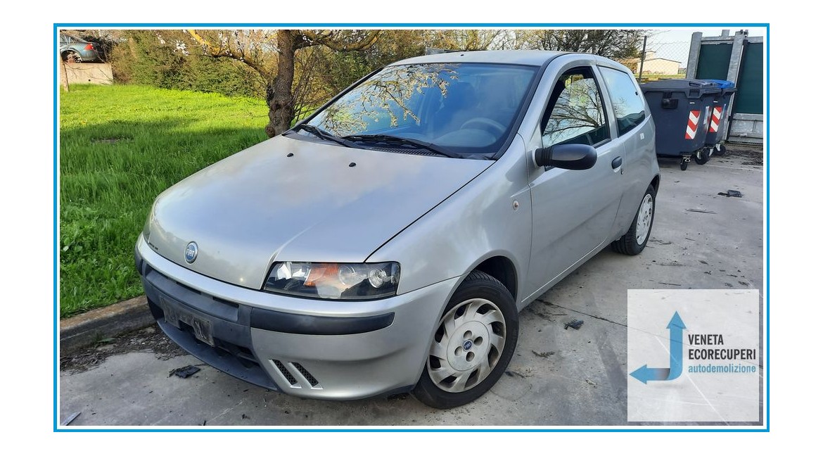 FIAT PUNTO 1N/1P del 2002 parti usate e ricambi - Tipo Motore 188A4000