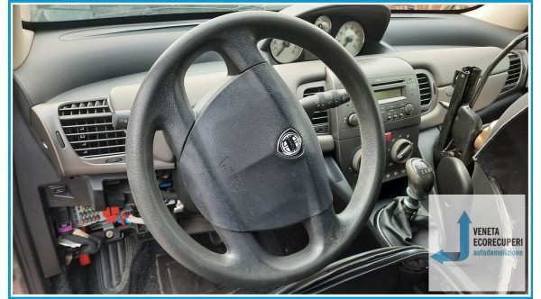 LANCIA YPSILON TE del 2004 parti usate e ricambi - Tipo Motore 188A5000