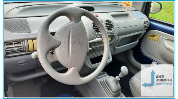 RENAULT TWINGO 1a Serie  del 1999 parti usate e ricambi - Tipo Motore D7FB7