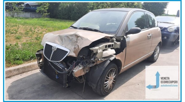 LANCIA YPSILON TE del 2007 parti usate e ricambi