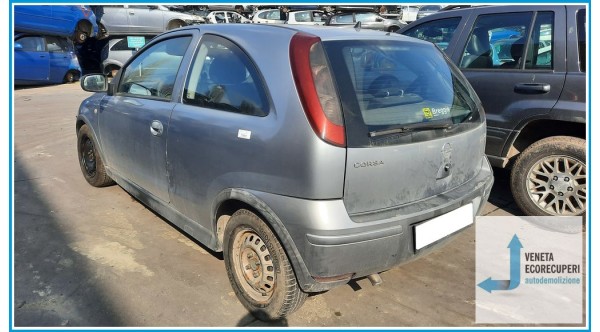 OPEL CORSA X01 del 2003 parti usate e ricambi - Tipo Motore Z13DT