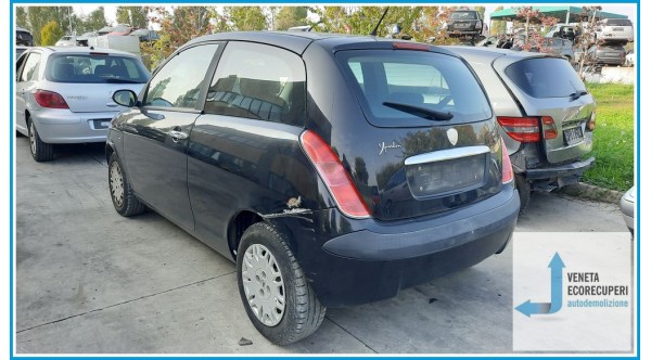 LANCIA YPSILON TE del 2006 parti usate e ricambi