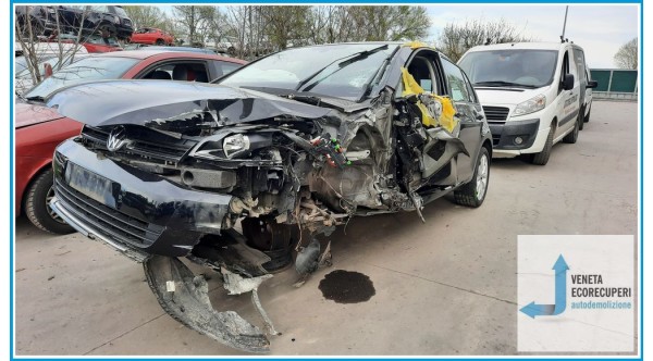 VOLKSWAGEN GOLF 5K/AJ del 2015 parti usate e ricambi - Tipo Motore CXX