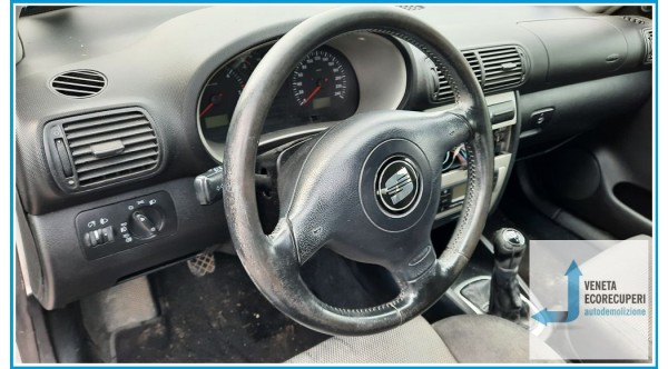 SEAT LEON 1M del 2005 parti usate e ricambi - Tipo Motore ASV
