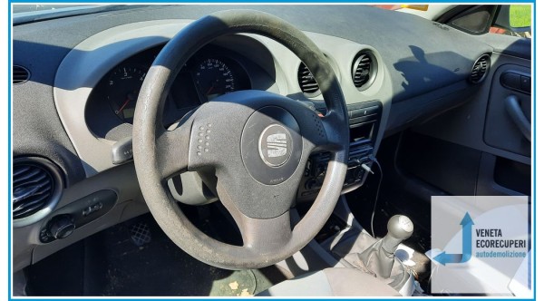 SEAT IBIZA 6L del 2004 parti usate e ricambi - Tipo Motore AMF