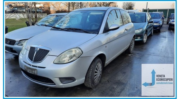 LANCIA YPSILON TE del 2008 parti usate e ricambi