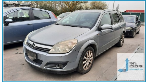 OPEL ASTRA A04 del 2005 parti usate e ricambi - Tipo Motore Z16XEP