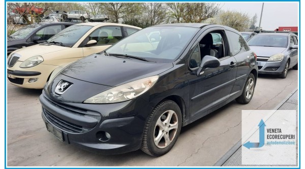 PEUGEOT 207  del 2008 parti usate e ricambi - Tipo Motore 8HZ