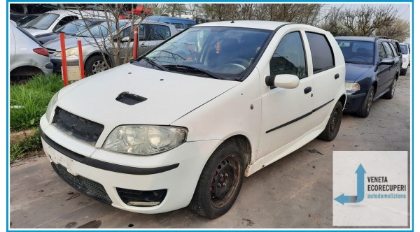 FIAT PUNTO 2U del 2003 parti usate e ricambi - Tipo Motore 188A9000