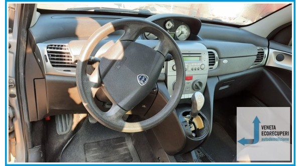 LANCIA YPSILON TE del 2008 parti usate e ricambi