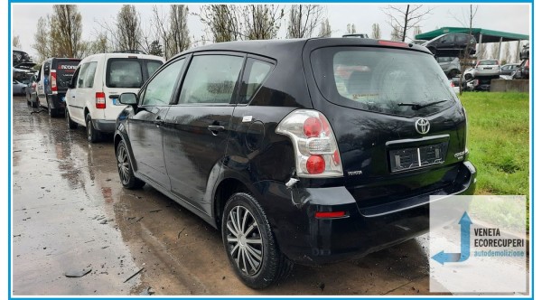 TOYOTA COROLLA VERSO  del 2008 parti usate e ricambi - Tipo Motore 3ZZFE