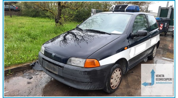 FIAT PUNTO 1a Serie  del 1997 parti usate e ricambi - Tipo Motore 176B2000