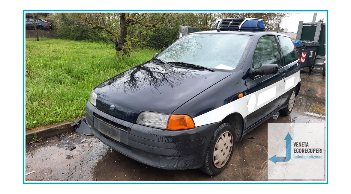 FIAT PUNTO 1a Serie  del 1997 parti usate e ricambi - Tipo Motore 176B2000