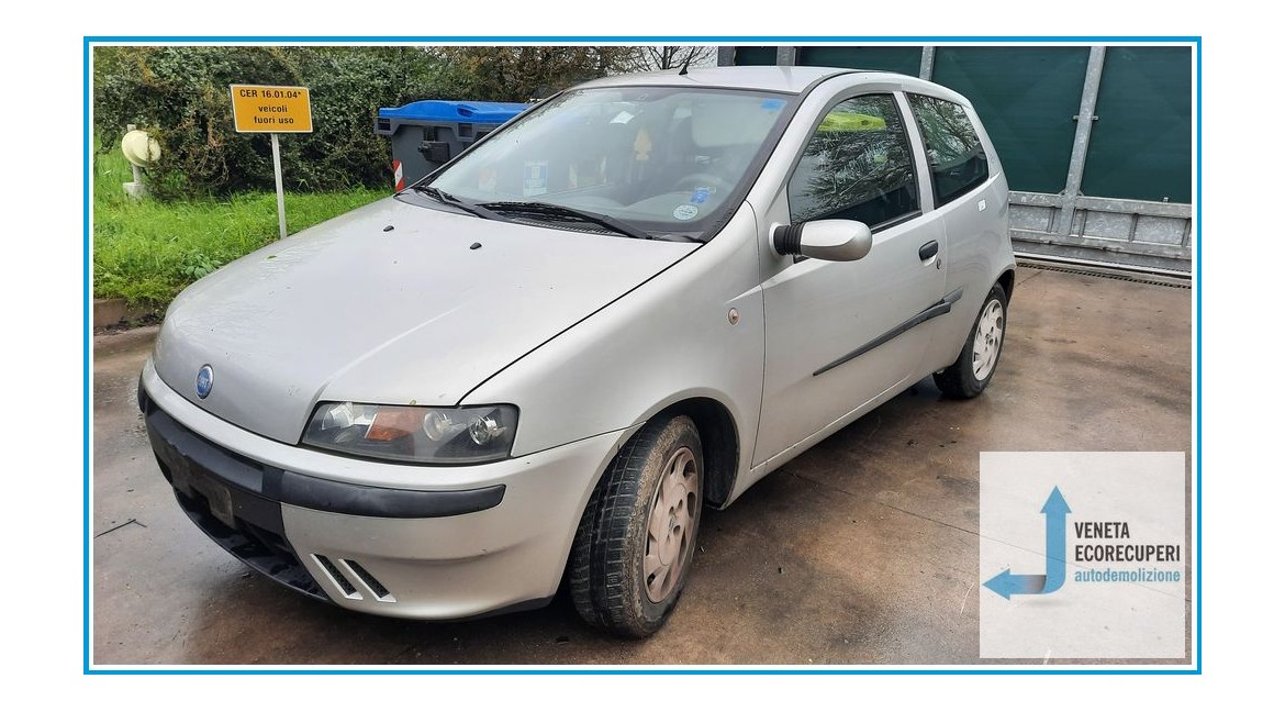 FIAT PUNTO 1N/1P del 2001 parti usate e ricambi - Tipo Motore 188A5000