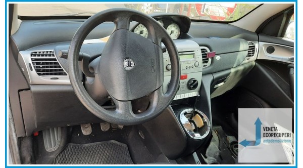 LANCIA YPSILON TE del 2006 parti usate e ricambi