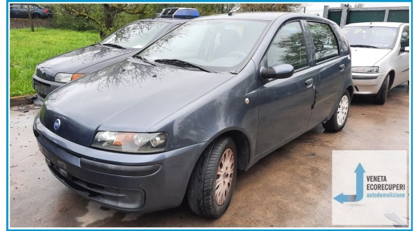 FIAT PUNTO 1N/1P del 1999 parti usate e ricambi - Tipo Motore 188A2000