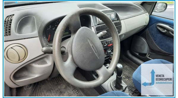 FIAT PUNTO 1N/1P del 1999 parti usate e ricambi - Tipo Motore 188A2000