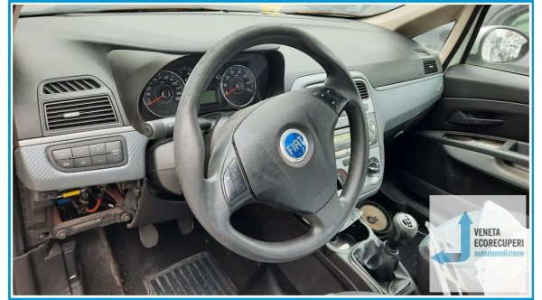 FIAT GRANDE PUNTO 4C del 2009 parti usate e ricambi - Tipo Motore 199A2000