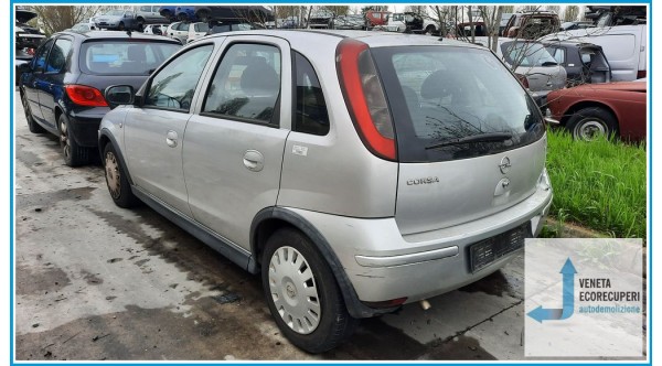 OPEL CORSA X01 del 2004 parti usate e ricambi - Tipo Motore Z12XE