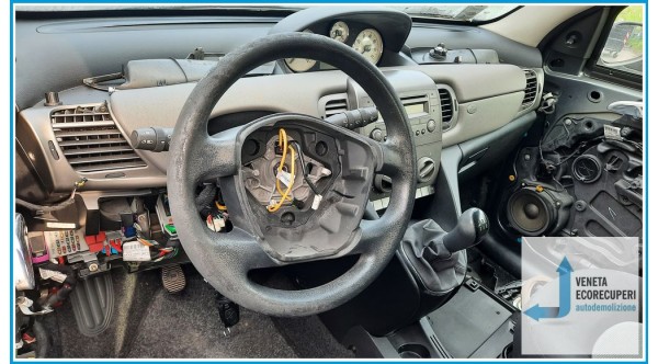 LANCIA YPSILON TE del 2004 parti usate e ricambi - Tipo Motore 188A9000