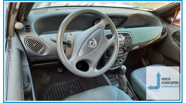 LANCIA Y  del 1998 parti usate e ricambi