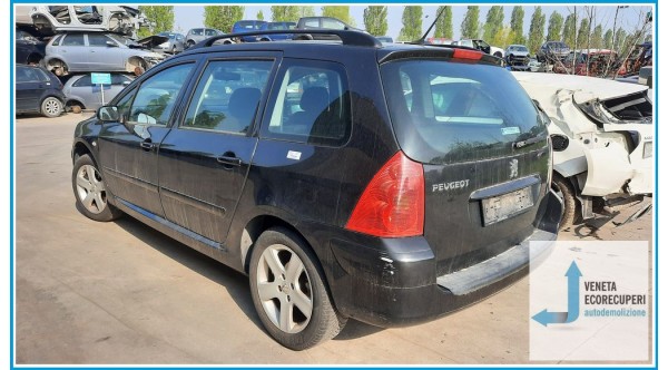 PEUGEOT 307  del 2003 parti usate e ricambi - Tipo Motore RHS