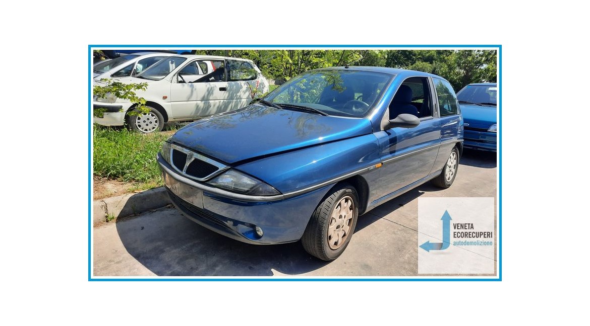 LANCIA Y  del 1999 parti usate e ricambi