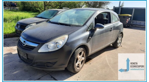 OPEL CORSA S07 del 2009 parti usate e ricambi - Tipo Motore Z13DTJ