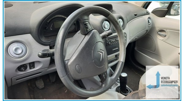 CITROEN C3 1a Serie  del 2003 parti usate e ricambi - Tipo Motore 8HX