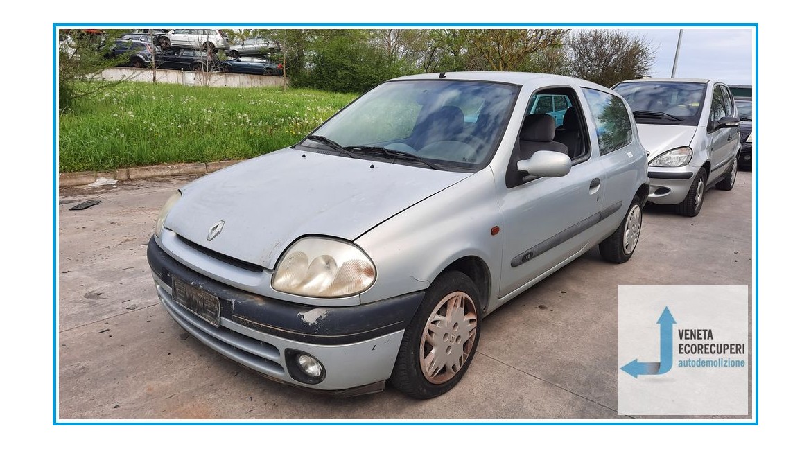 RENAULT CLIO 2a Serie  del 2001 parti usate e ricambi - Tipo Motore D7FG7