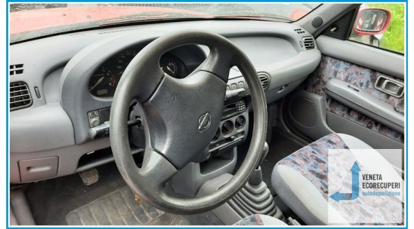 NISSAN MICRA K11E del 1997 parti usate e ricambi - Tipo Motore CG10