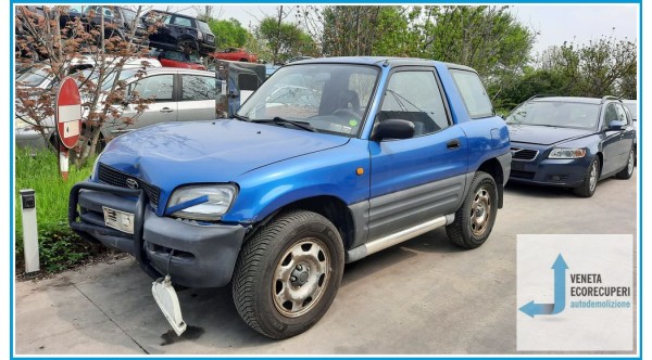 TOYOTA RAV 4 1a Serie  del 1995 parti usate e ricambi - Tipo Motore 3SFE