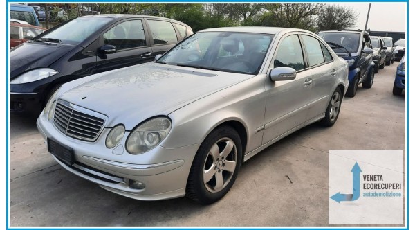 MERCEDES-BENZ Classe E W/S211 del 2005 parti usate e ricambi - Tipo Motore 271941