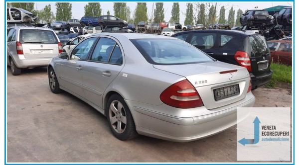 MERCEDES-BENZ Classe E W/S211 del 2005 parti usate e ricambi - Tipo Motore 271941