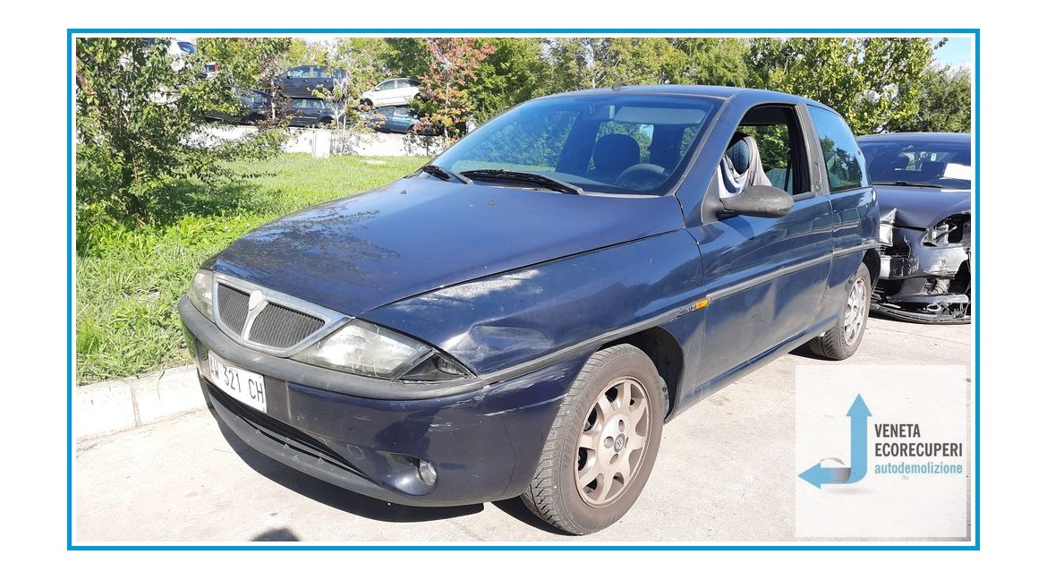 LANCIA Y  del 1998 parti usate e ricambi