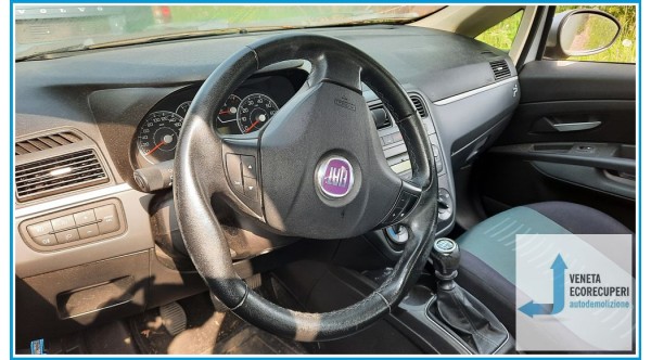 FIAT GRANDE PUNTO 2Y del 2007 parti usate e ricambi - Tipo Motore 199A4000