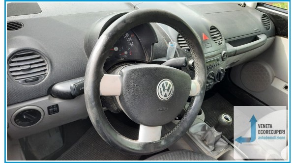 VOLKSWAGEN NEW BEETLE CABRIO 1Y dal 02/1999 al 2011 1Y del 2005 parti usate e ricambi - Tipo Motore AXR