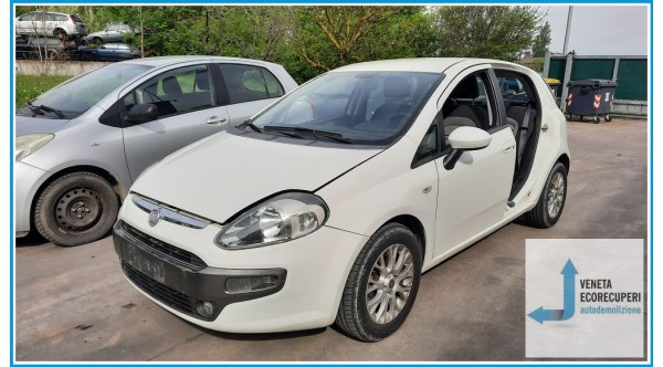 FIAT PUNTO EVO 3J del 2011 parti usate e ricambi - Tipo Motore 199A9000