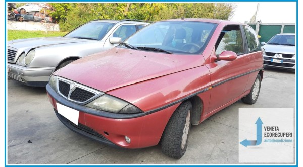 LANCIA Y  del 1996 parti usate e ricambi