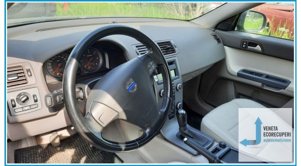 VOLVO V50  del 2009 parti usate e ricambi - Tipo Motore D4164T