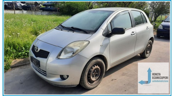 TOYOTA YARIS  del 2007 parti usate e ricambi - Tipo Motore 2SZFE