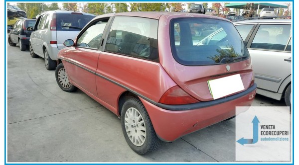 LANCIA Y  del 1996 parti usate e ricambi