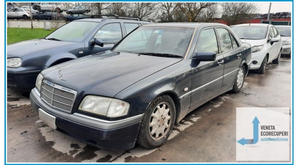 MERCEDES-BENZ Classe C W/S202 del 1997 parti usate e ricambi - Tipo Motore 111921