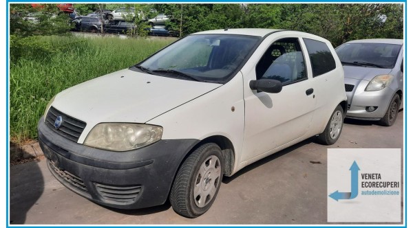 FIAT PUNTO VAN 2U del 2005 parti usate e ricambi - Tipo Motore 188A4000