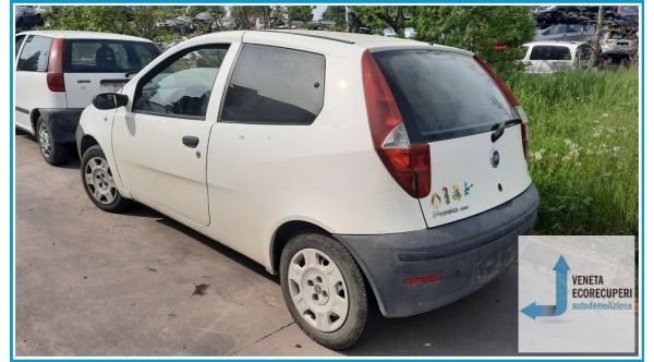 FIAT PUNTO VAN 2U del 2005 parti usate e ricambi - Tipo Motore 188A4000