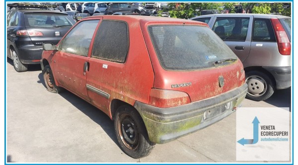 PEUGEOT 106  del 1996 parti usate e ricambi - Tipo Motore VJZ