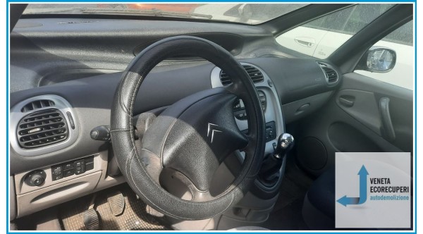 CITROEN XSARA PICASSO  del 2006 parti usate e ricambi - Tipo Motore NFU
