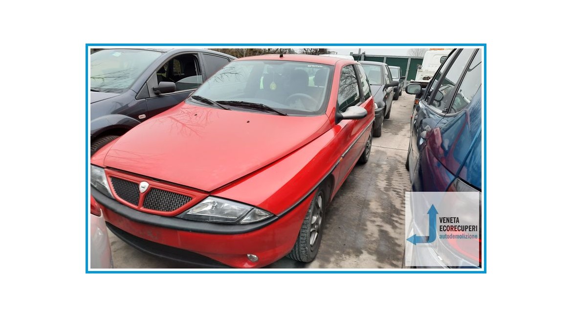 LANCIA Y  del 1999 parti usate e ricambi
